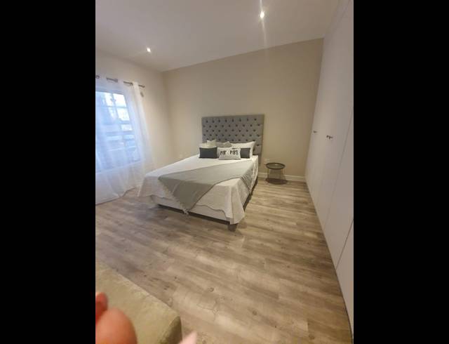 2 BEDROOM APARTMENT TO LET IN MELROSE NORTH